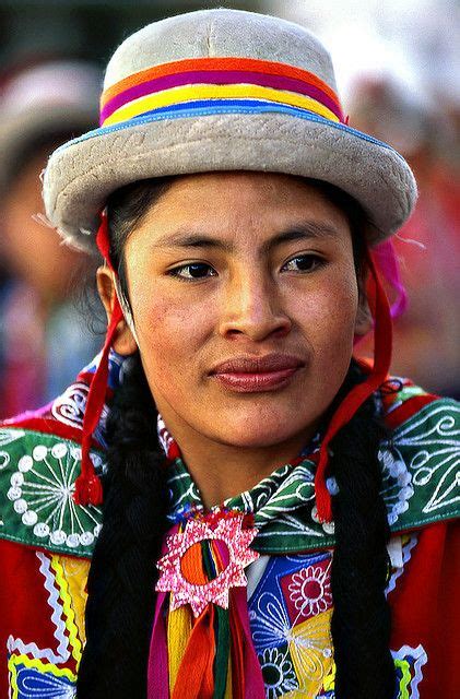 Pr09 34 World Cultures Peruvian People Woman Face