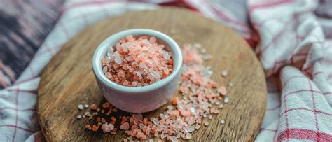 Kita cuma membutuhkan lahan yang luas untuk proses cara membuat garam dengan metode tuf menjadi alternatif untuk mendapatkan garam dengan kualitas bagus dengan kadar garam diatas 90%. Manfaat Garam Himalaya - Guesehat
