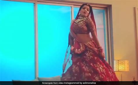Monalisa Dance Video Bhojpuri Actress Viral In Bride Look भोजपुरी