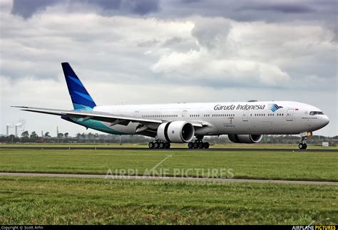 Pk Gia Garuda Indonesia Boeing 777 300er At Amsterdam Schiphol Photo Id 452081 Airplane