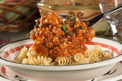 If we told them what was inside they would say eww! Ground Turkey Pasta Sauce | EverydayDiabeticRecipes.com