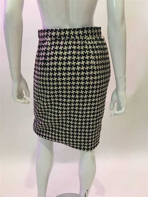 Ungaro 1980s Black And White Houndstooth Wool Skirt Gem