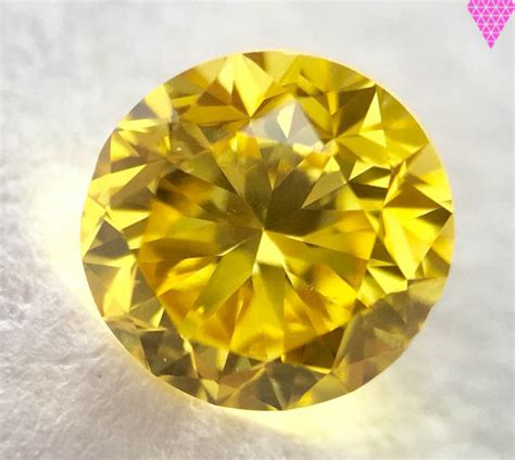 038 Carat Fancy Vivid Yellow Diamond Round Shape Vs2 Clarity Gia