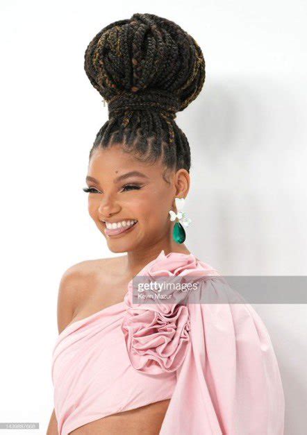 Halle Bailey Legion 🧜🏽‍♀️ On Twitter Halle Bailey Looking Gorgeous At