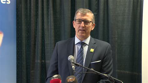 Premier Paul Daviss Personal Cancer Connection To The Let Hope Ring