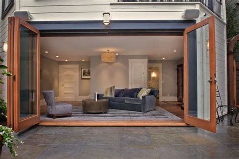 Watch As This Double Garage Is Converted Into An Stunning Studio