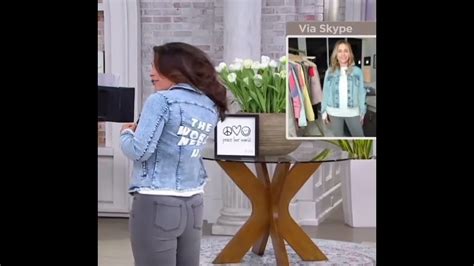 Qvc Host Ali Carr Looking Good In Jeans 00 Youtube