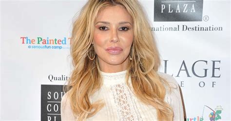 Real Housewives Of Beverly Hills Star Brandi Glanville Draws Flak