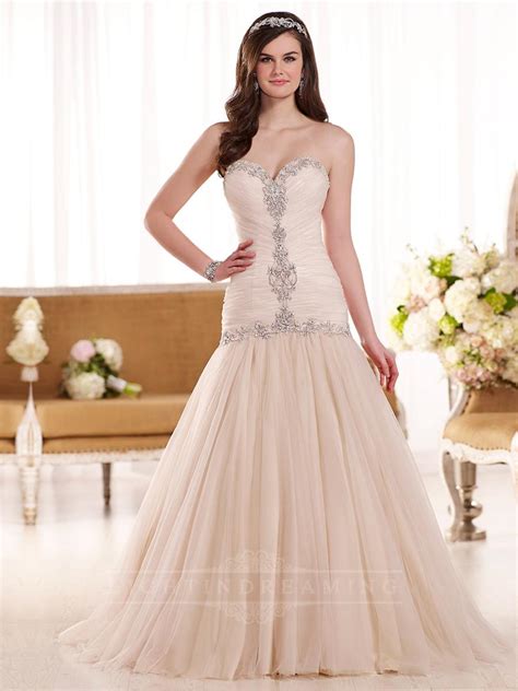 For a particularly trendy and undeniably bridal look, check out our blush. Elegant Sweetheart Ruched Bodic Drop Waist Wedding Dress ...
