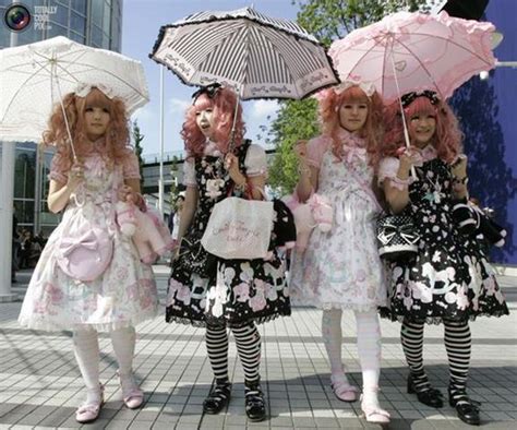 Crazy Styles Of Japan Lolita Fashion