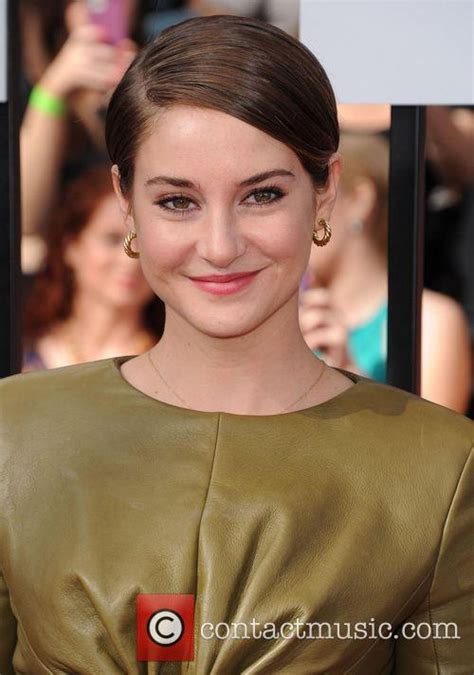 Shailene Woodley Opens Up About Sexuality And Admits Shes Totally Comfortable With Nudity