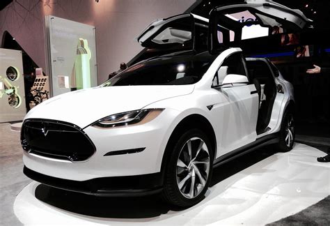 Tesla Model X The Electrifying Suv Techgage