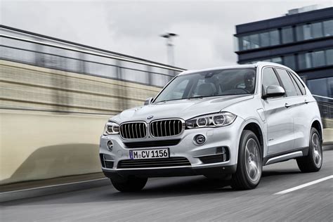 We find out on our first uk drive. 2016 BMW X5 xDrive 40e Plug-In Hybrid SUV To Debut In Shanghai Next Month