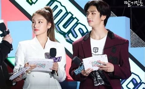 Hyunjin And Yeji The 100 Most Favorite Kpop Ship Couples 2020