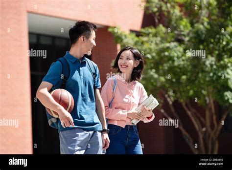 College Students On Campus Stock Photo Alamy