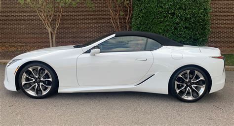 Lexus Brings A Convertible To The Gorgeous Lc 500 Line Auto Trends