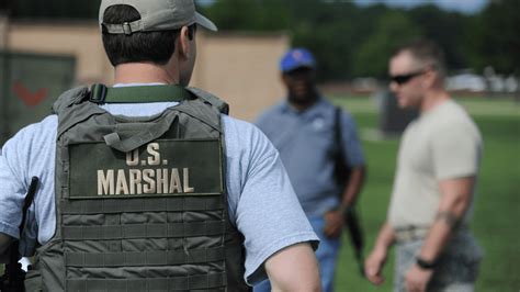 Us Marshals Bust Hundreds Of Gang Members In Massive Texas Operation