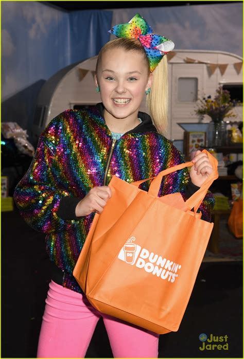 Jojo Siwa Reveals Why Youll Never See Her With Her Hair Down Photo