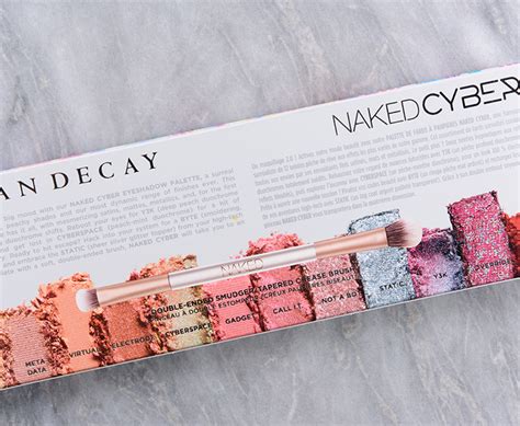 Urban Decay Naked Cyber Eyeshadow Palette Review Swatches FRE