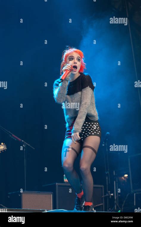 Paramore Lead Vocalist Hayley Williams Hi Res Stock Photography And