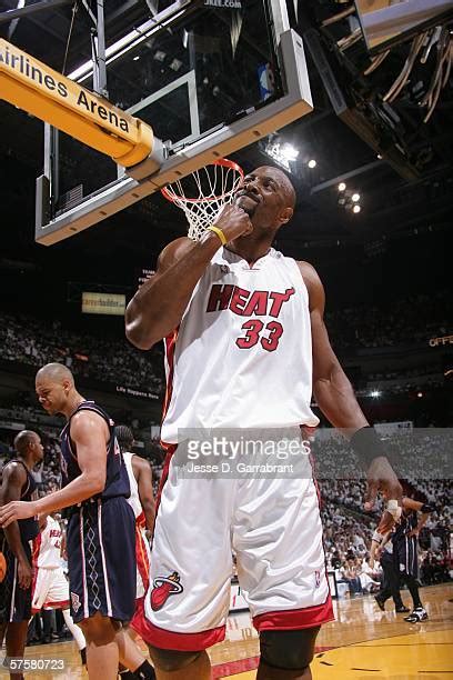 Nets Alonzo Mourning Photos And Premium High Res Pictures Getty Images