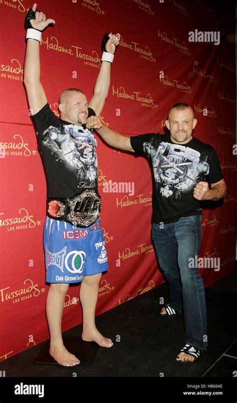 Ufc Fighter Chuck Liddell With His Wax Figure At Madame Tussauds Las