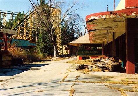 Remember The Penny Arcade Abandoned Amusement Parks Abandoned Places