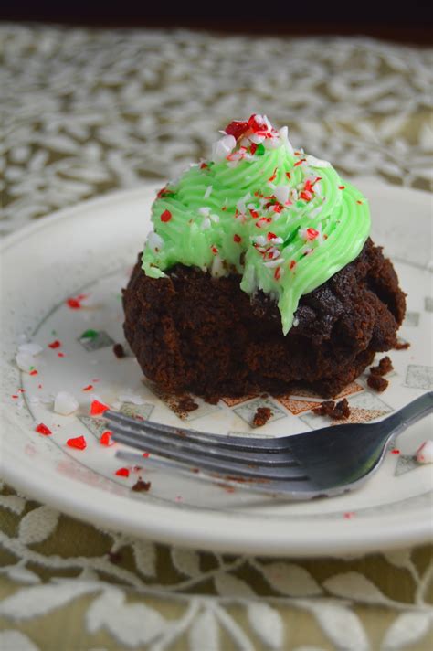I have to admit that prior to writing this article, i always considered mug cakes as something one used primarily. Peppermint Mug Cake | A Taste of Madness