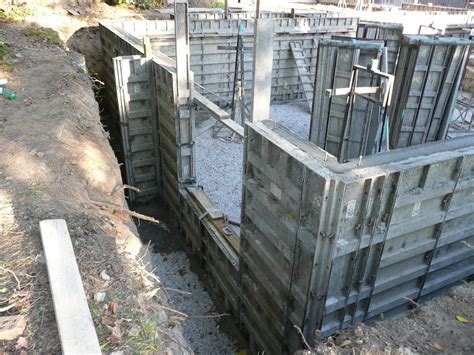 Some factors that will also influence the cost of a full basement concrete foundation are: Steve and Shelly's New House: Concrete basement walls and ...