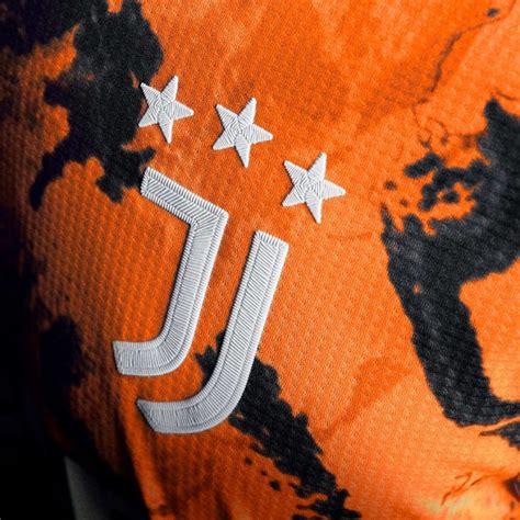 Scopri ricette, idee per la casa, consigli di stile e altre idee da provare. Juventus Logo 2020 - Juventus F C 2020 21 Dream League ...