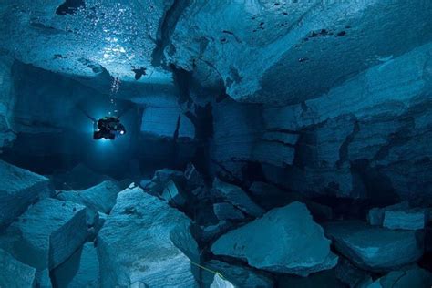 Beautiful Underwater Caves Part 2 23 Pics