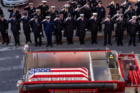 Firefighter Funeral Traditions And Honors Lovetoknow