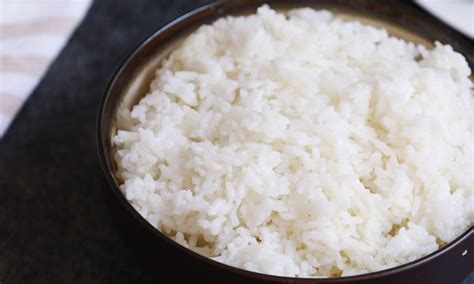 The water won't be able to evaporate correctly. Easy Microwave Rice - TipBuzz