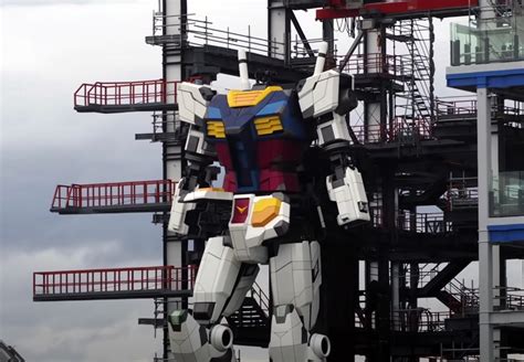 Life Sized Gundam Robot In Japan Takes First Steps Techeblog