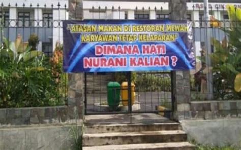 We did not find results for: Gaji Pt Foximas Mandiri Bandung - Umr Bukanlah Gaji Pokok Blog Gadjian : Gaji karyawan indomaret ...