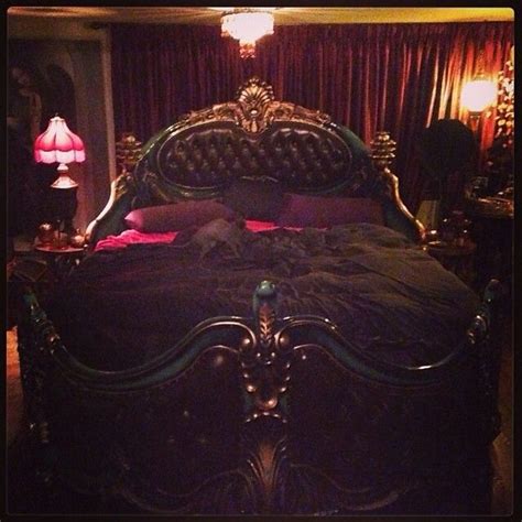 I Love This Bed Kinda Reminds Me Of Phantom Of The Opera Though