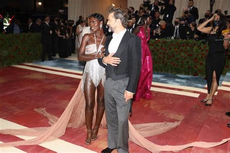 Joshua Jackson And Jodie Turner Smith Do The Most At The Met Gala The