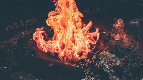 Download Wallpaper 3840x2160 Bonfire Fire Ash Embers Flame 4k Uhd