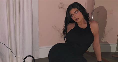 Kylie Jenner Slammed By Fans For Getting 5 Birkin Bags For Christmas