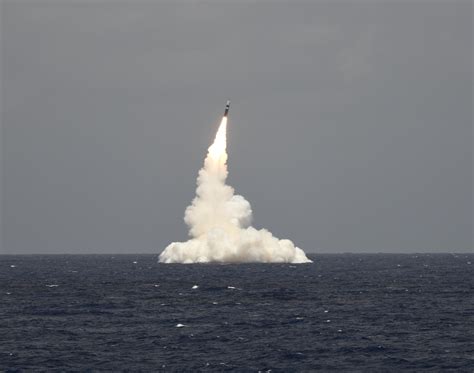 Us Navy Test Fires Trident Ii Slbm Missile Threat