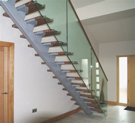 How Do Floating Staircases Work Modern Cantilever Stairs Systems 2022
