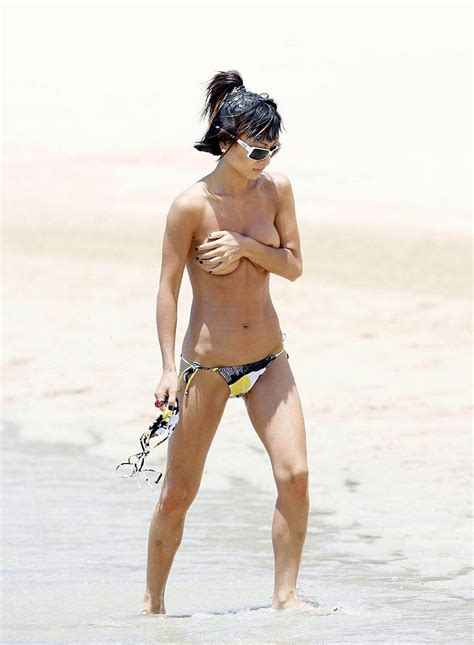Actress Bai Ling Flashes Her Nipples On The Beach In