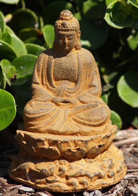 Sold Stone Japanese Garden Buddha Statue 4 67vc6 Hindu Gods