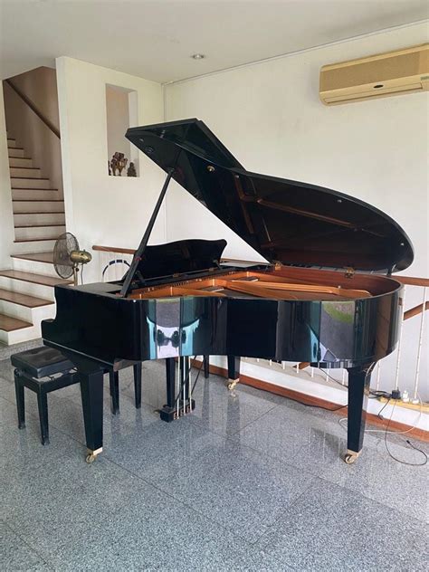 Yamaha Baby Grand Piano, Hobbies & Toys, Music & Media, Musical