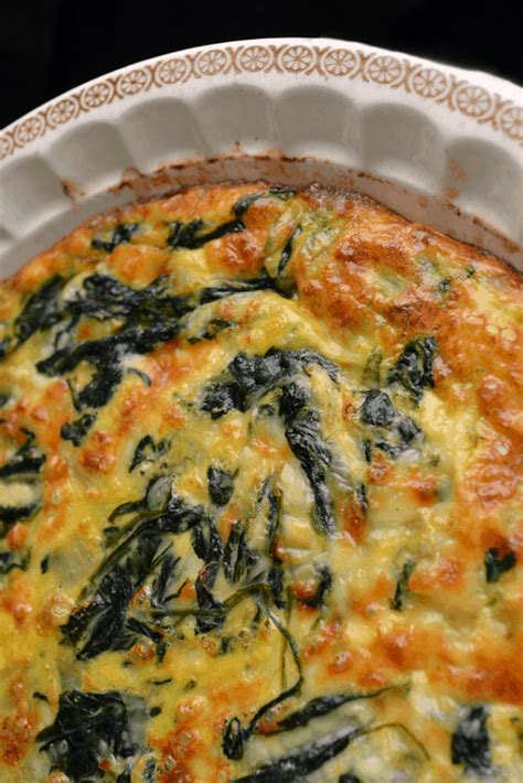 Simple Easy Crustless Spinach Quiche She Loves Biscotti