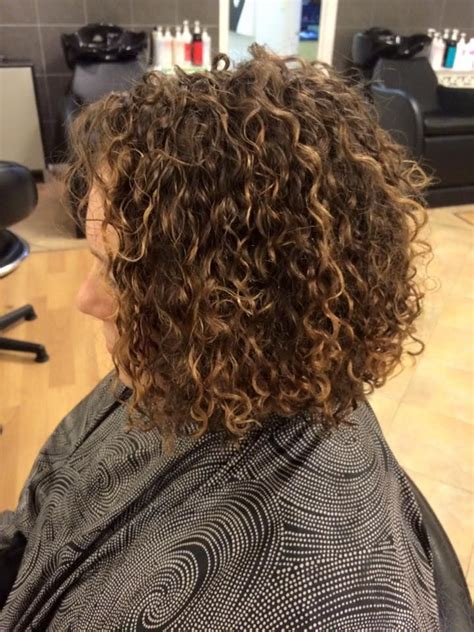 Nice Permed Bob Style Spiral Perm Short Hair Permed Hairstyles Curly Hair Styles