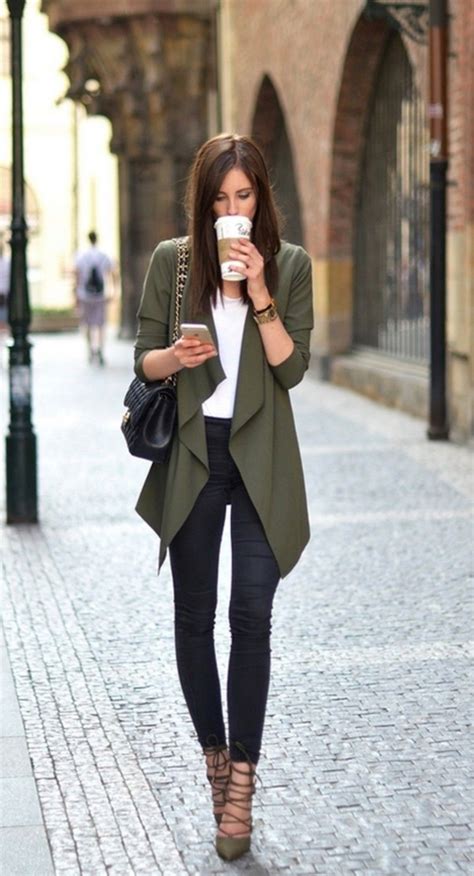 40 Classy Business Casual Outfits For Women In Their 30s 2022 Edition