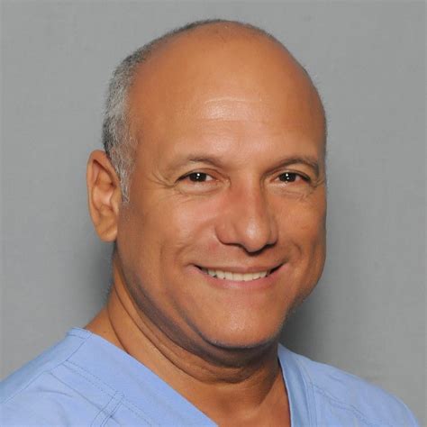 Dr Edgardo Del Valle Jassan Cirujano Pediatra