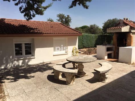 Atención estudiantes magnifico piso en pleno centro de villaviciosa de odón con dos amplios dormitorios con cama. Apartamento en alquiler en Villaviciosa de Odón - El ...