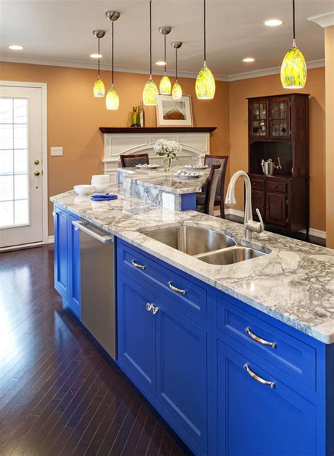 Best home furnishings specializes in the manufacturing of upholstered products such as sofas, recliners, chairs, glider rockers, office chairs and tables. 16 Nicely Painted Kitchen Cabinets | Home Design Lover